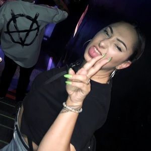 Meet your Posher, Meghan